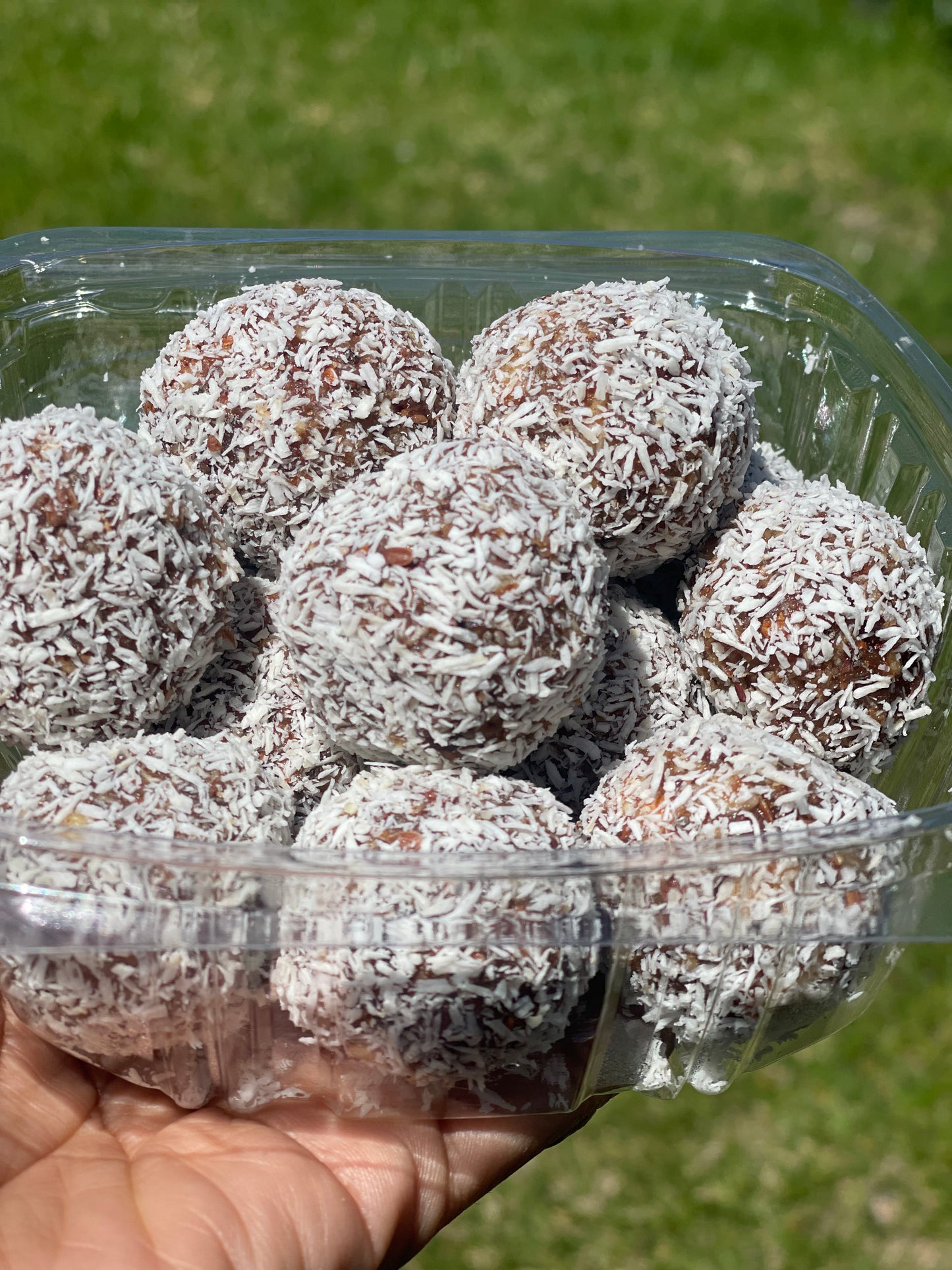 Chocolate Coconut Energy Bombs